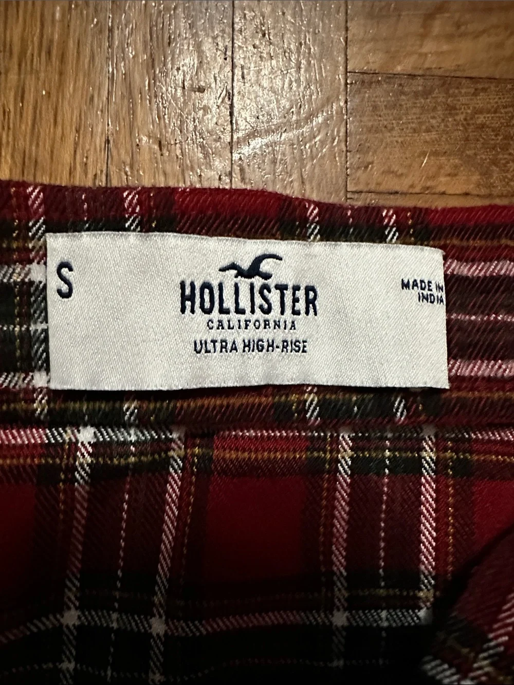 Hollister Ultra High-Rise Red Plaid Tartan Wrap Mini Skirt Size S